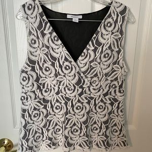 Dressbarn Sleeveless Top with White Lace Overlay Sz L